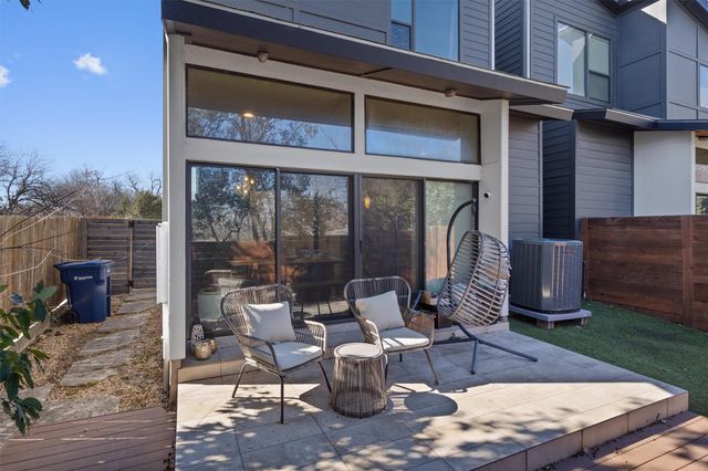 300 Ashley Dawn LN, Austin, TX 78704