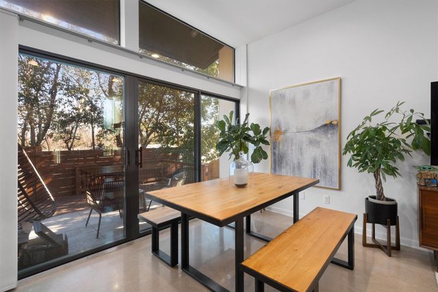 300 Ashley Dawn LN, Austin, TX 78704