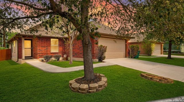 8627 Adhinger, San Antonio, TX 78245