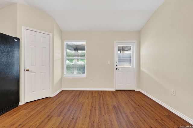 8627 Adhinger, San Antonio, TX 78245