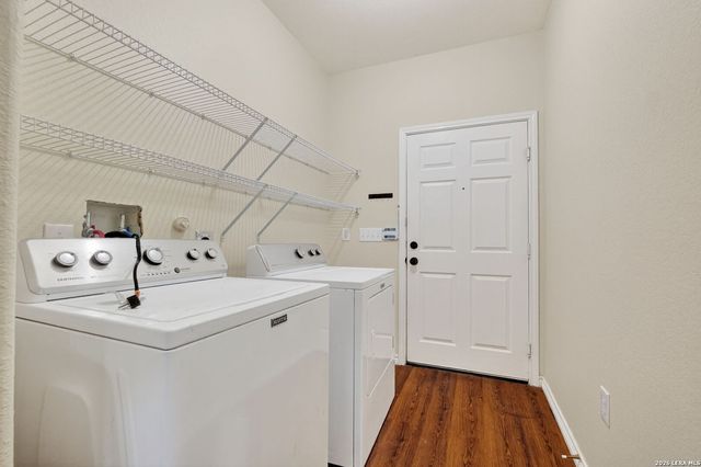 8627 Adhinger, San Antonio, TX 78245