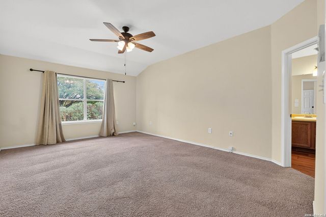 8627 Adhinger, San Antonio, TX 78245