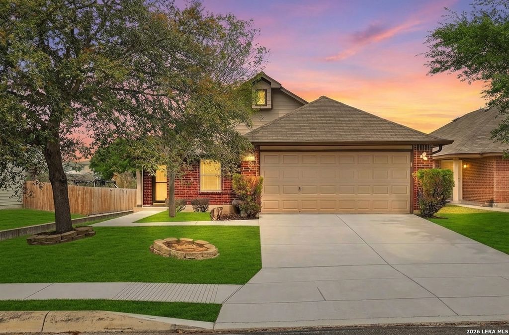 8627 Adhinger, San Antonio, TX 78245