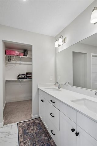 3714 SW Walsh Drive, Lee's Summit, MO 64082