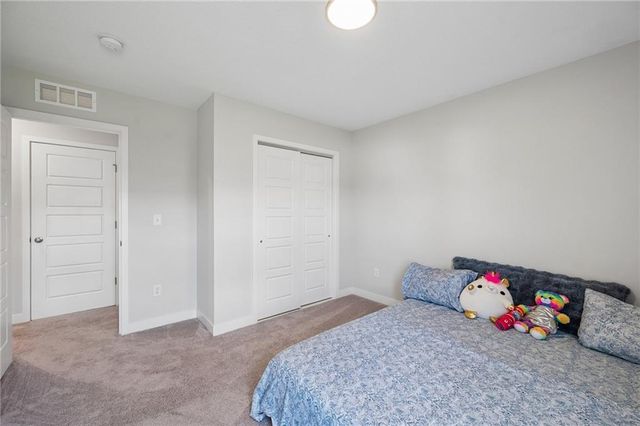 3714 SW Walsh Drive, Lee's Summit, MO 64082