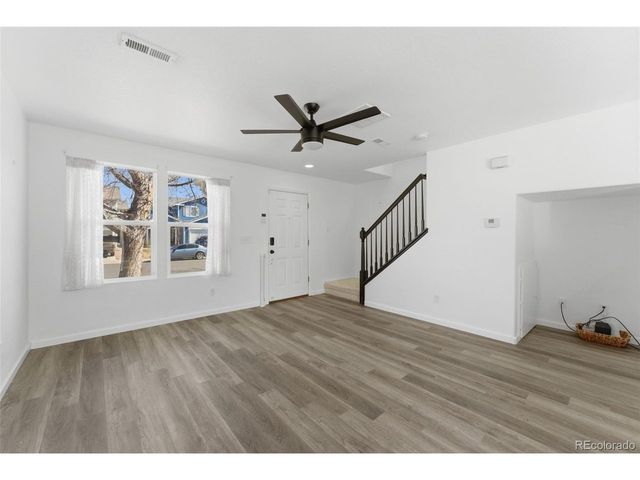 10657 Forester Pl, Longmont, CO 80504