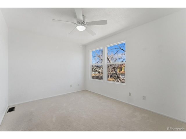 10657 Forester Pl, Longmont, CO 80504