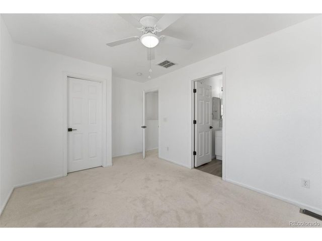 10657 Forester Pl, Longmont, CO 80504
