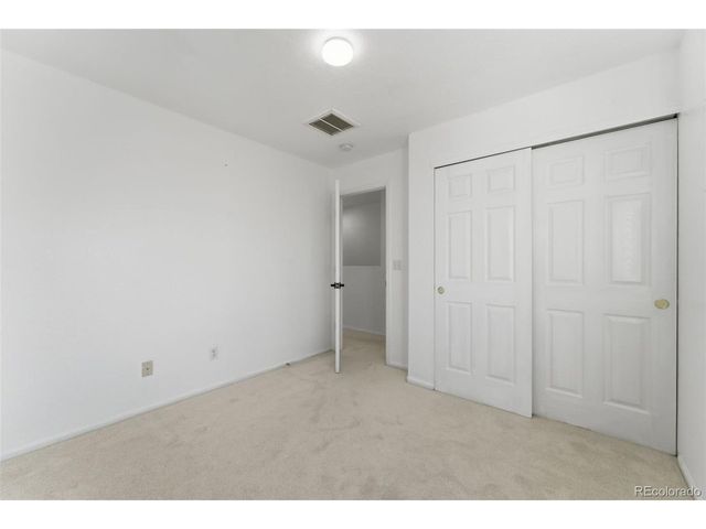 10657 Forester Pl, Longmont, CO 80504