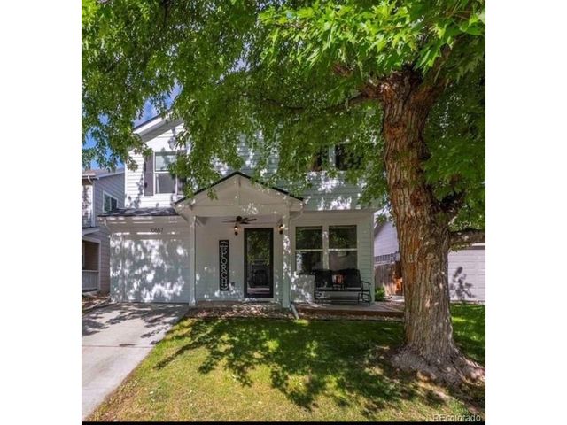 10657 Forester Pl, Longmont, CO 80504