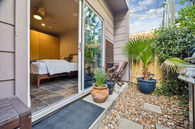 98 Drew Street A, Houston, TX 77006