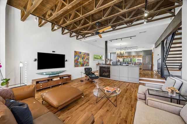 98 Drew Street A, Houston, TX 77006