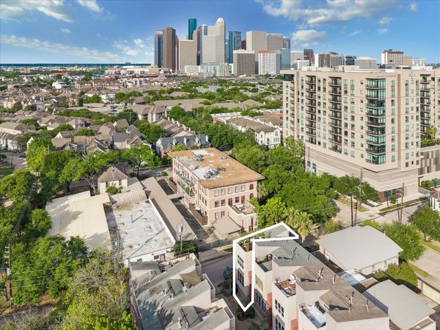 98 Drew Street A, Houston, TX 77006