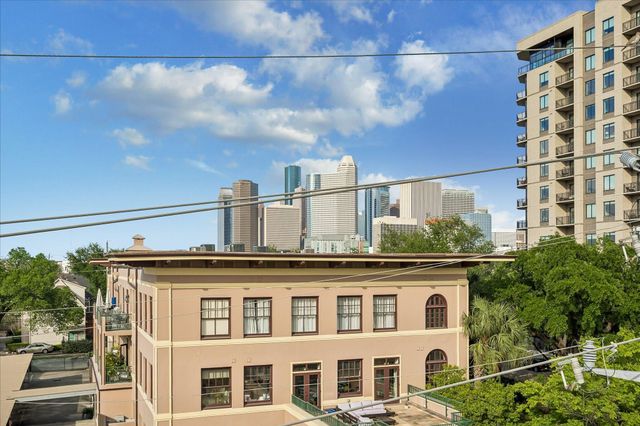 98 Drew Street A, Houston, TX 77006