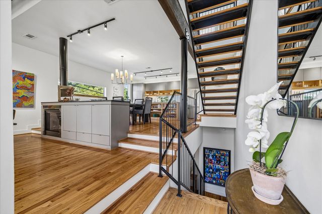 98 Drew Street A, Houston, TX 77006