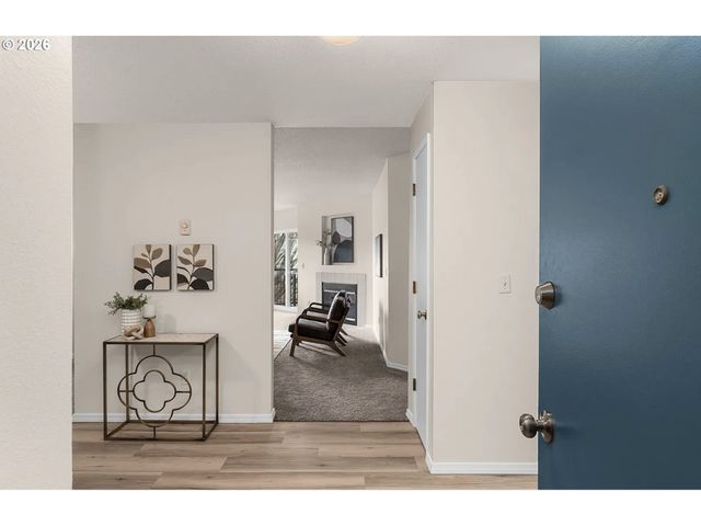 8720 Sw TUALATIN Rd 205, Tualatin, OR 97062