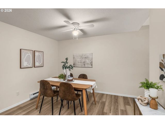 8720 Sw TUALATIN Rd 205, Tualatin, OR 97062