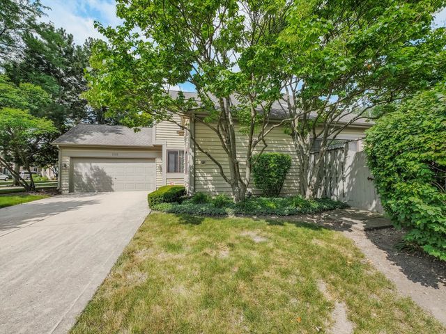 116 Cayuga Court, Bloomingdale, IL 60108