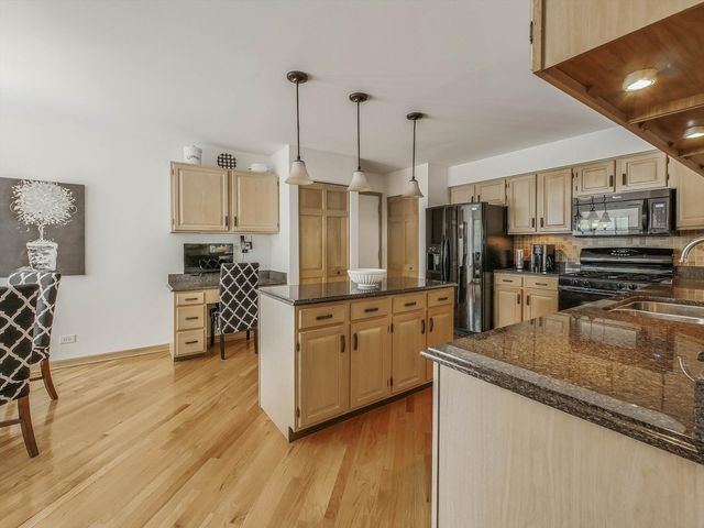 116 Cayuga Court, Bloomingdale, IL 60108