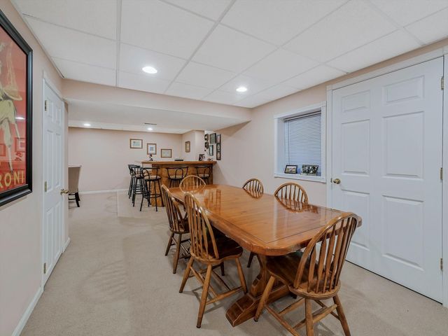 116 Cayuga Court, Bloomingdale, IL 60108