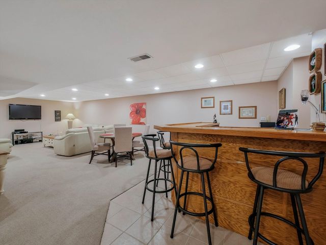 116 Cayuga Court, Bloomingdale, IL 60108