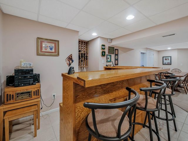 116 Cayuga Court, Bloomingdale, IL 60108
