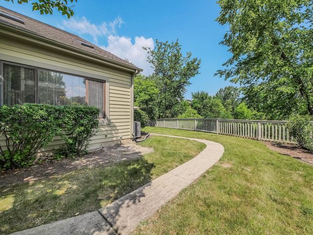 116 Cayuga Court, Bloomingdale, IL 60108