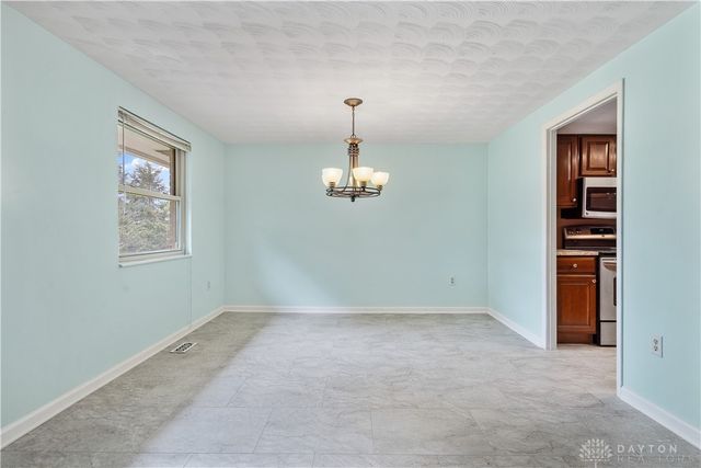 2501 Harrow Court, Dayton, OH 45414