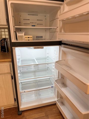 5517 Limerick Drive, Unincorporated, MO 63128