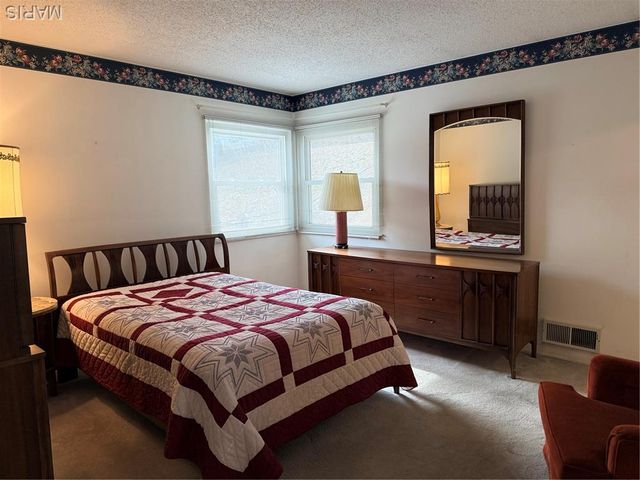 5517 Limerick Drive, Unincorporated, MO 63128