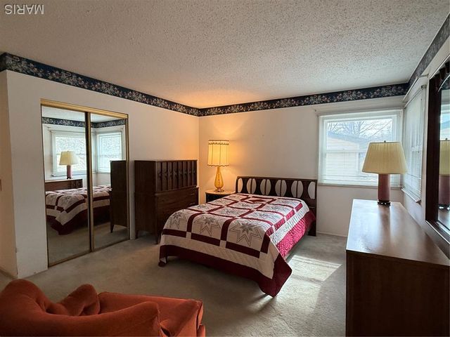 5517 Limerick Drive, Unincorporated, MO 63128