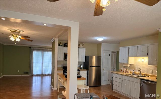 5517 Limerick Drive, Unincorporated, MO 63128