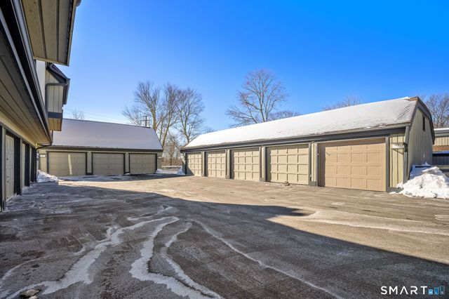 915 Heritage Village A, Southbury, CT 06488