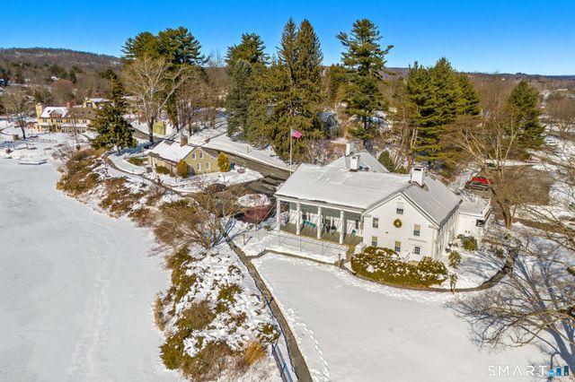 915 Heritage Village A, Southbury, CT 06488