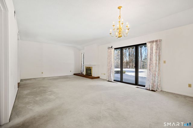 915 Heritage Village A, Southbury, CT 06488