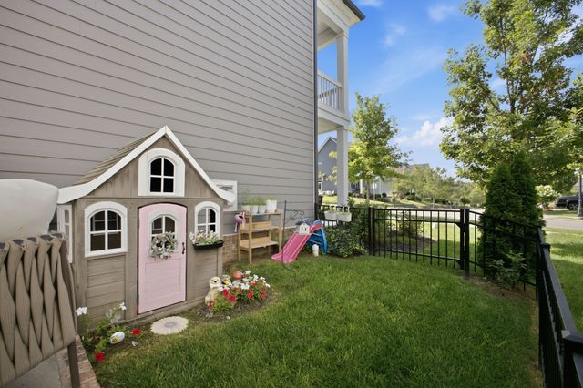 2122 Notchleaf Rd, Antioch, TN 37013