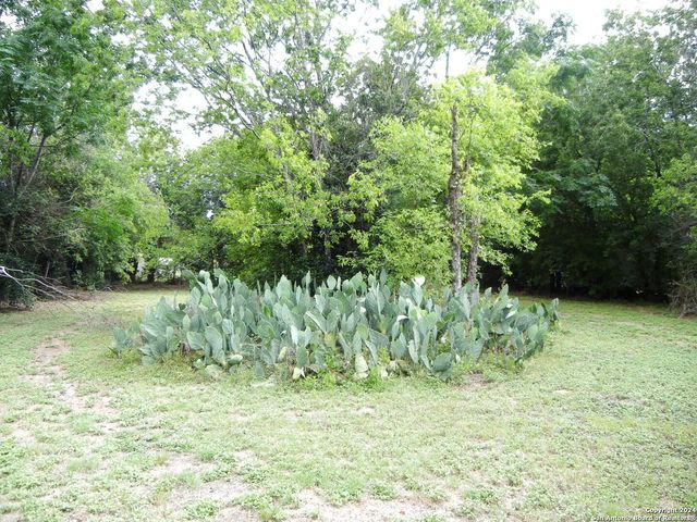 1845 SALTILLO ST, San Antonio, TX 78207