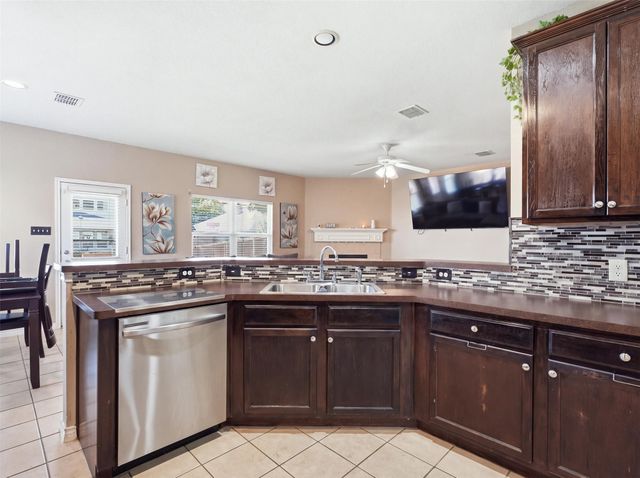 2159 Fair Weather Drive, Lancaster, TX 75146