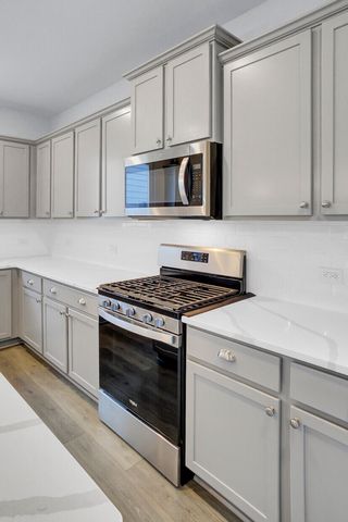 1528 Homecoming Boulevard, Ravenel, SC 29470