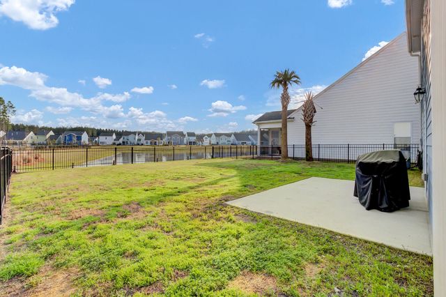 1528 Homecoming Boulevard, Ravenel, SC 29470