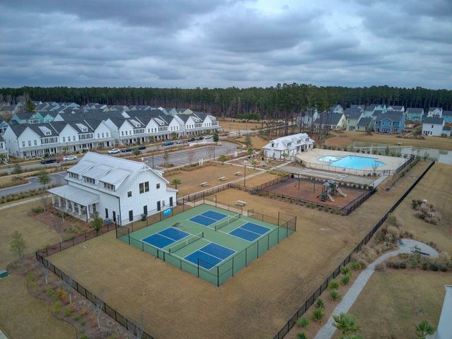 1528 Homecoming Boulevard, Ravenel, SC 29470