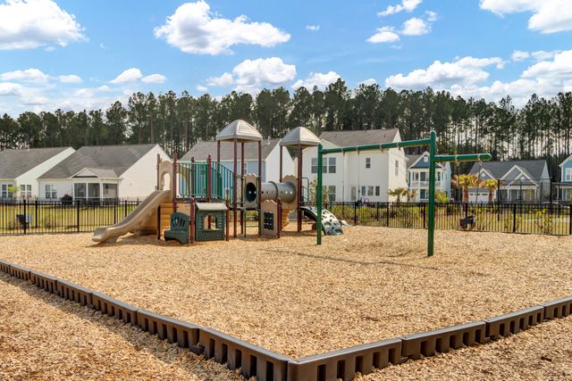 1528 Homecoming Boulevard, Ravenel, SC 29470