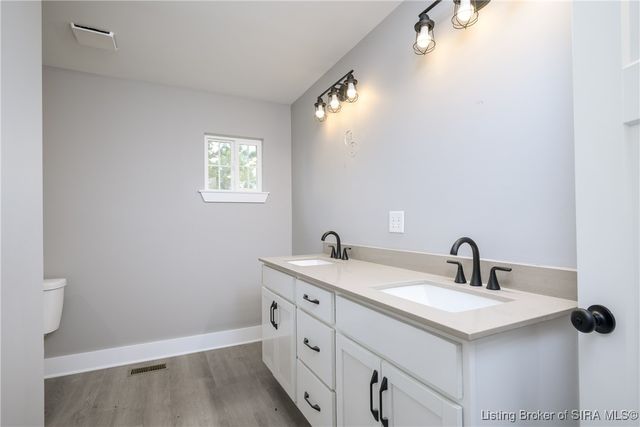 3913 Paoli Pike, Floyds Knobs, IN 47119