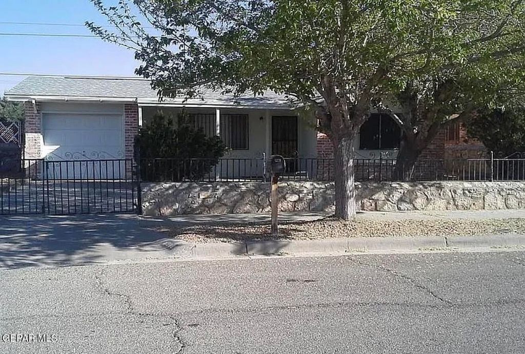 5909 Midas Avenue, El Paso, TX 79924