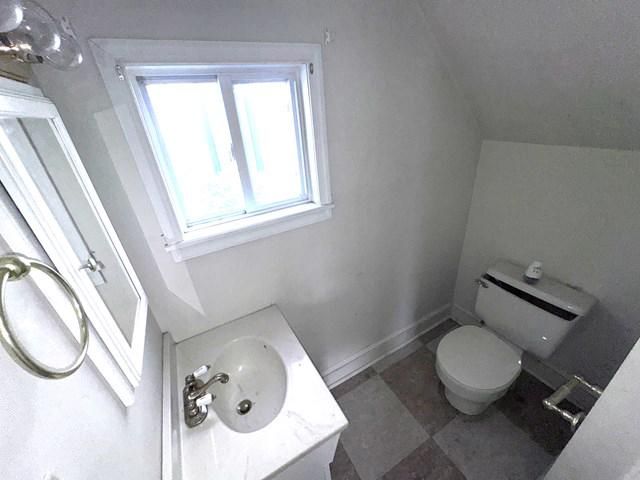 18 CHERRY ST, Pedricktown, NJ 08067