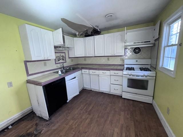 18 CHERRY ST, Pedricktown, NJ 08067
