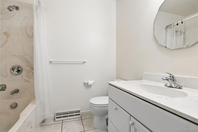 8005 E Princeton Avenue, Denver, CO 80237