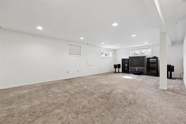 8005 E Princeton Avenue, Denver, CO 80237