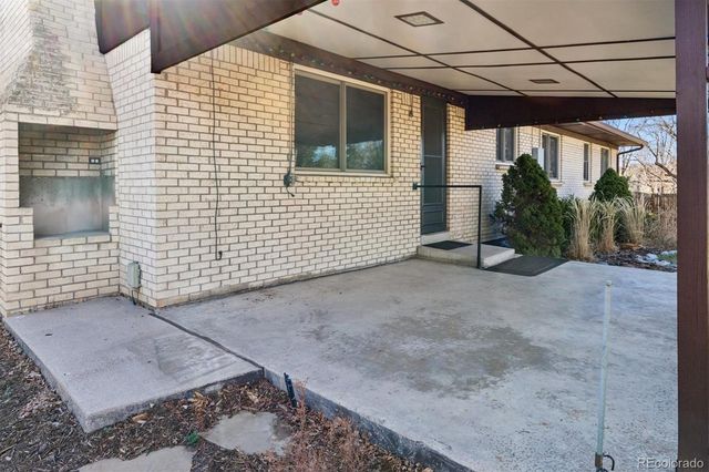 8005 E Princeton Avenue, Denver, CO 80237