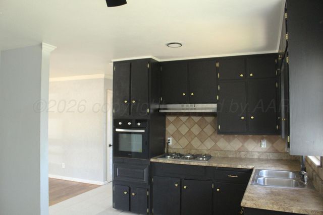 2220 SE 22ND Avenue, Amarillo, TX 79103